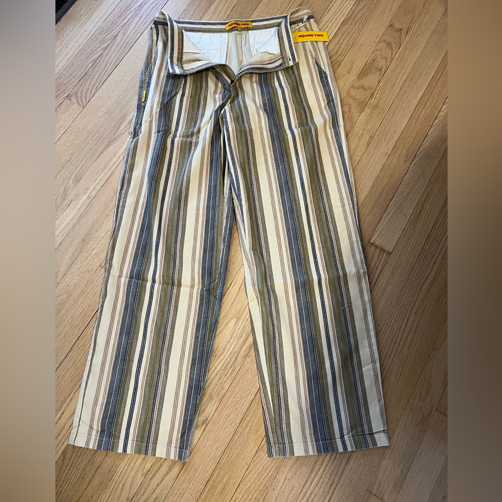 Round Two Men’s Striped Wide-Leg Pants.32x32